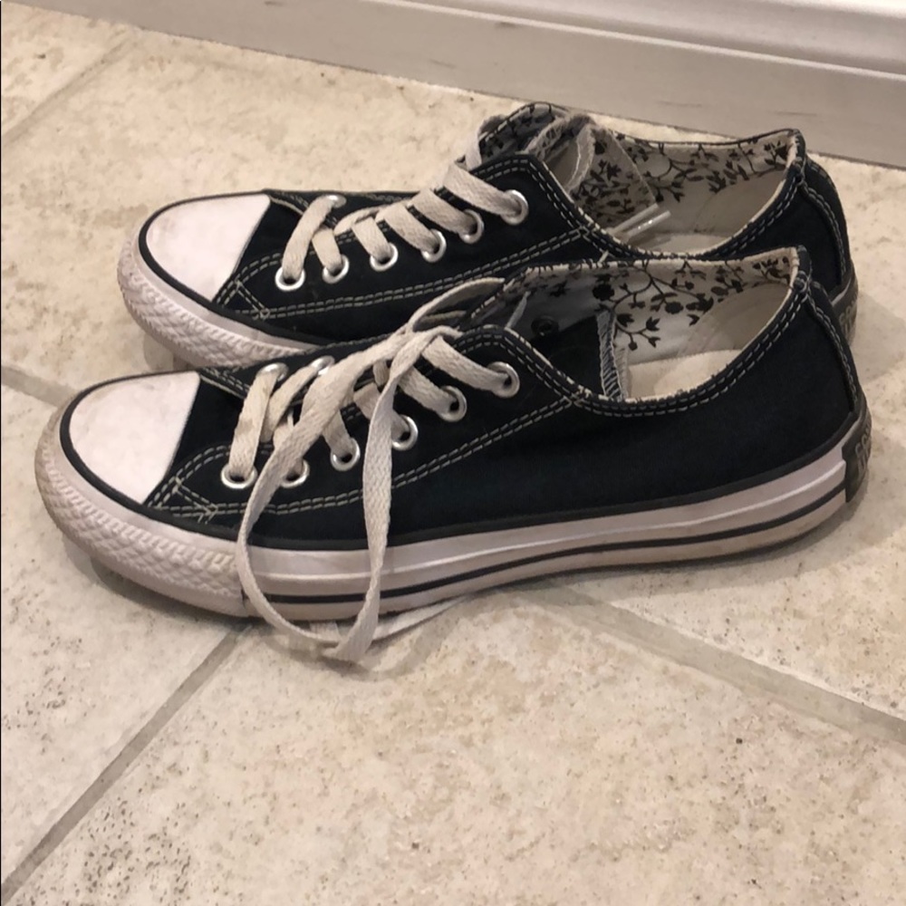 Converse - Picture 6 of 8